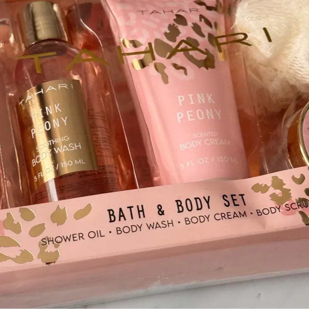 TAHARI LIMITED EDITION Bath & Body Collection Five Piece Set